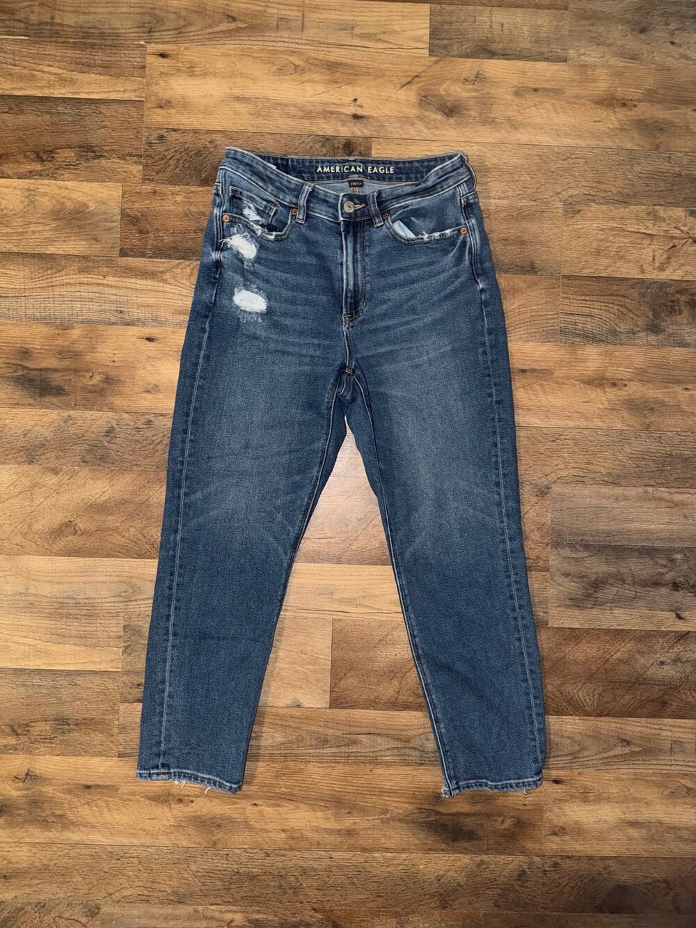 American Eagle women’s stretch distressed mom blue jeans